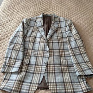 Luxurious light wool sport coat